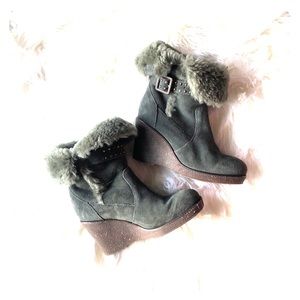 Emu Teal/Blue Sheepskin Lined Wedge Boots